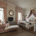 Amade Chateau 5* Vrakúň