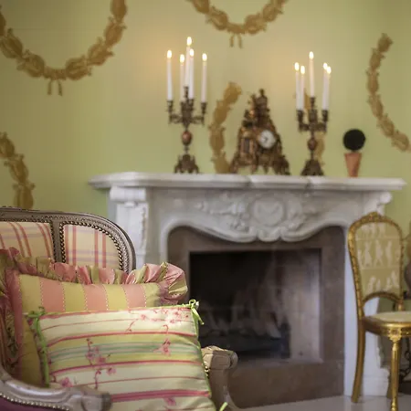 Amade Chateau Hotel 5*