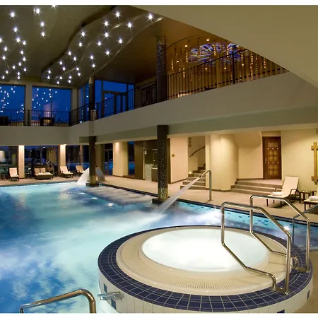Amade Chateau 5*