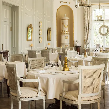 Amade Chateau 호텔