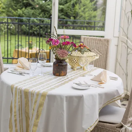 Amade Chateau 5* Vrakúň