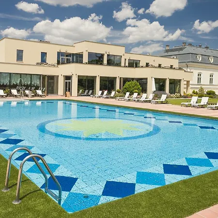 Amade Chateau Vrakúň