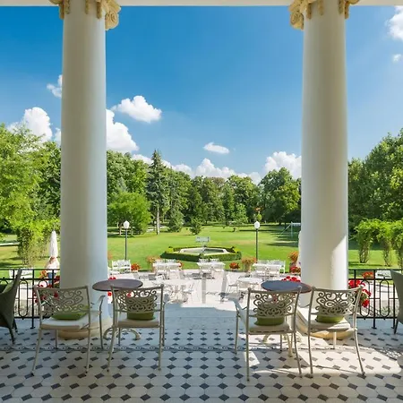 Hotell Amade Chateau Vrakúň